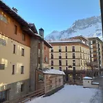 Rinnovato Centralissimo A Cervinia شقة *