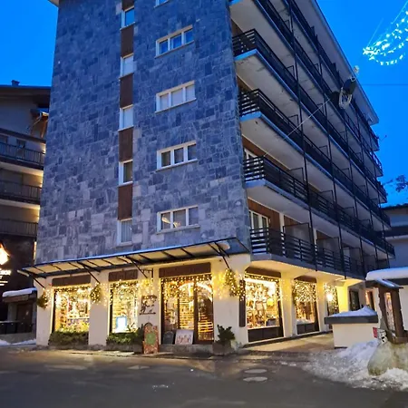 Rinnovato Centralissimo A Cervinia شقة *